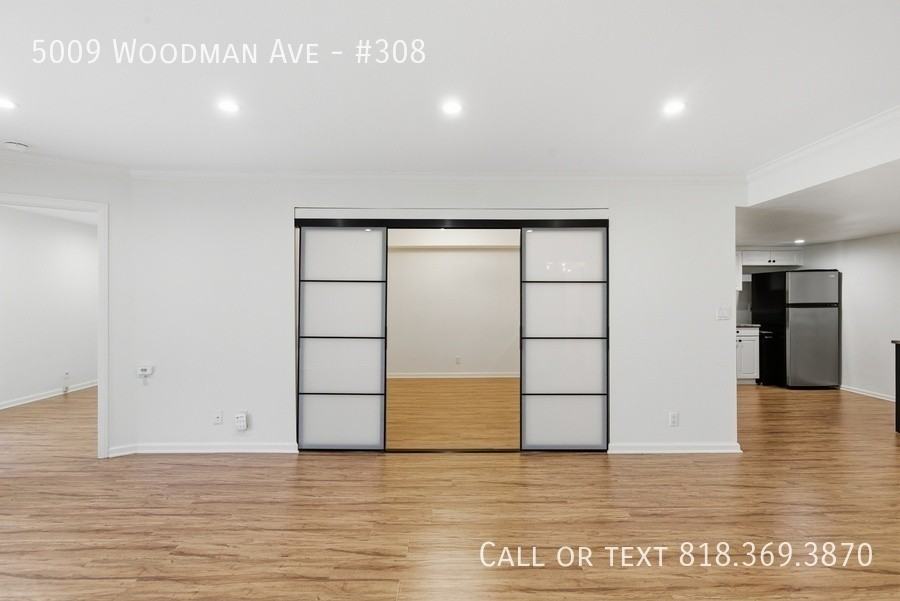 5009 Woodman Ave #308 - Photo 5 of 31