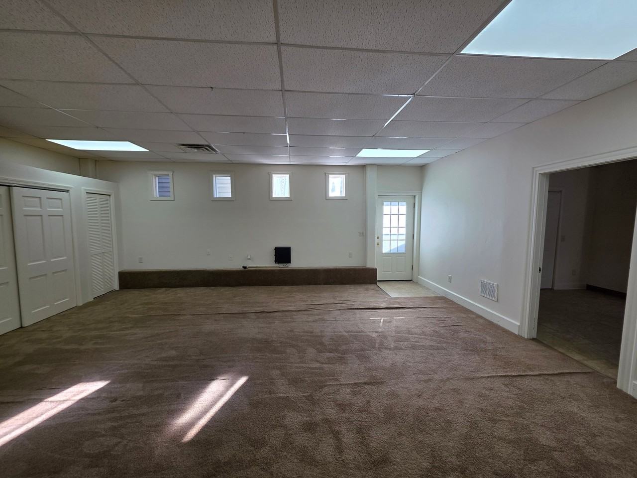 64 Kenyon St #1stFL - Photo 5 of 12