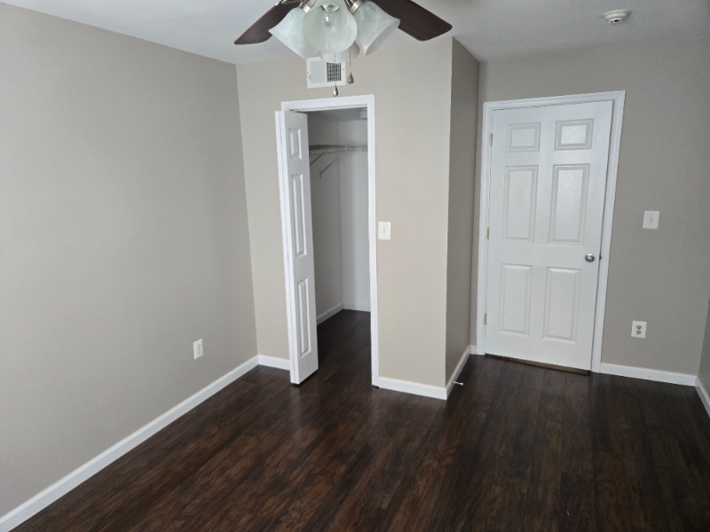 40 N Main St #40B - Photo 7 of 9