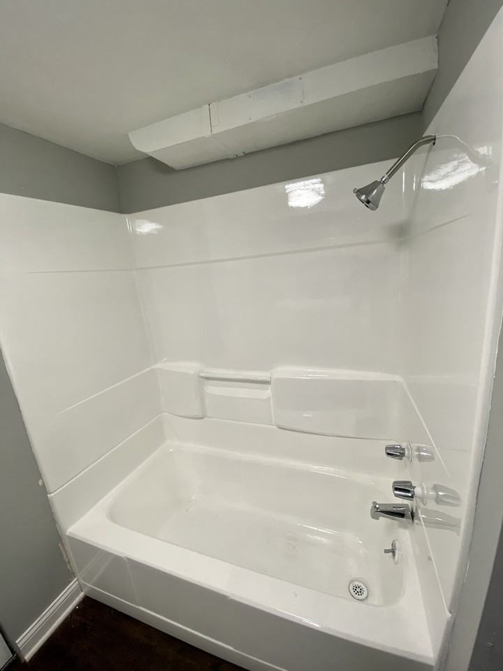 5639 S Fairfield Ave #B - Photo 4 of 10