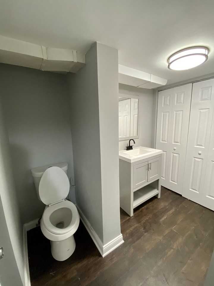 5639 S Fairfield Ave #B - Photo 5 of 10