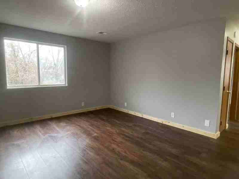 705 Hall St #2 - Photo 2 of 4