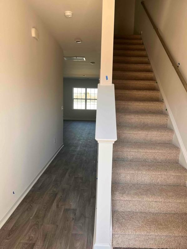1911 Frost Dr - Photo 5 of 33
