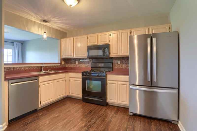 226 Sparrow Rd - Photo 4 of 21