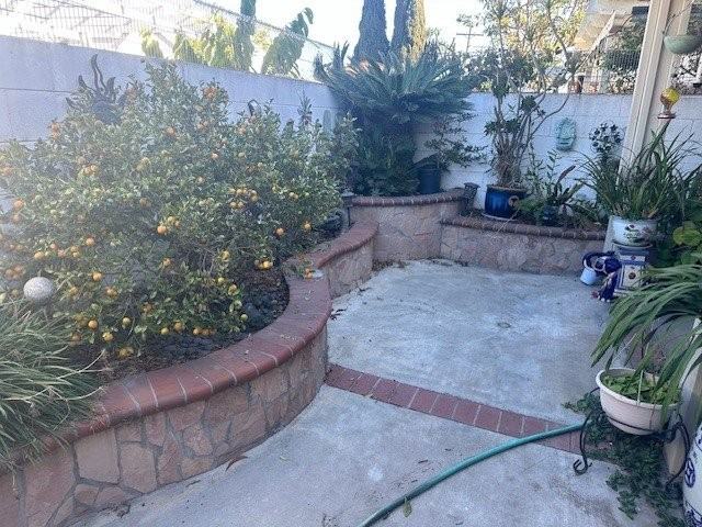 8923 Grandville Cir - Photo 4 of 13