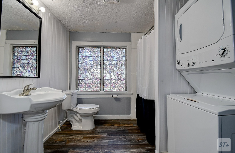 3801 40th Ave N - Photo 2 of 10