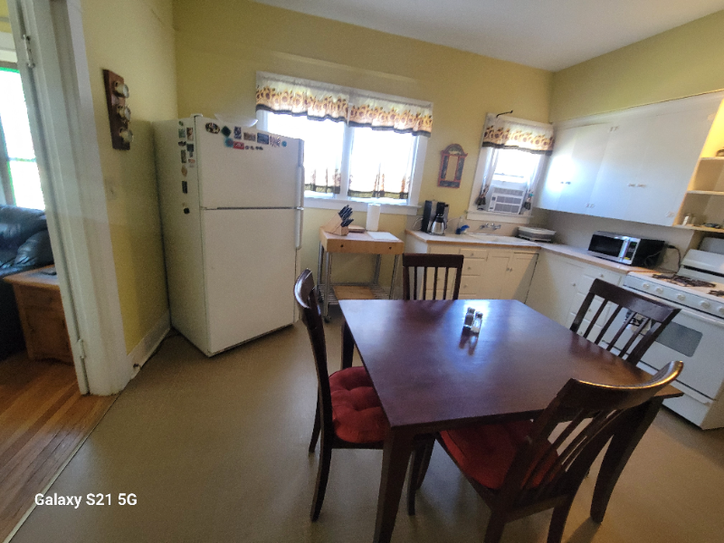 700 W 13th St #1 - Photo 3 of 6