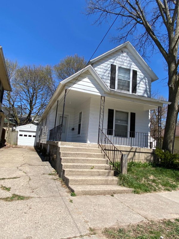 405 Carrier St Ne - Photo 7 of 11