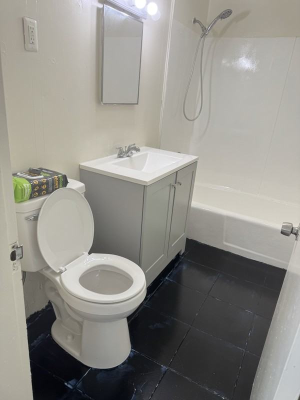 74 Rodney St #3 - Photo 3 of 13