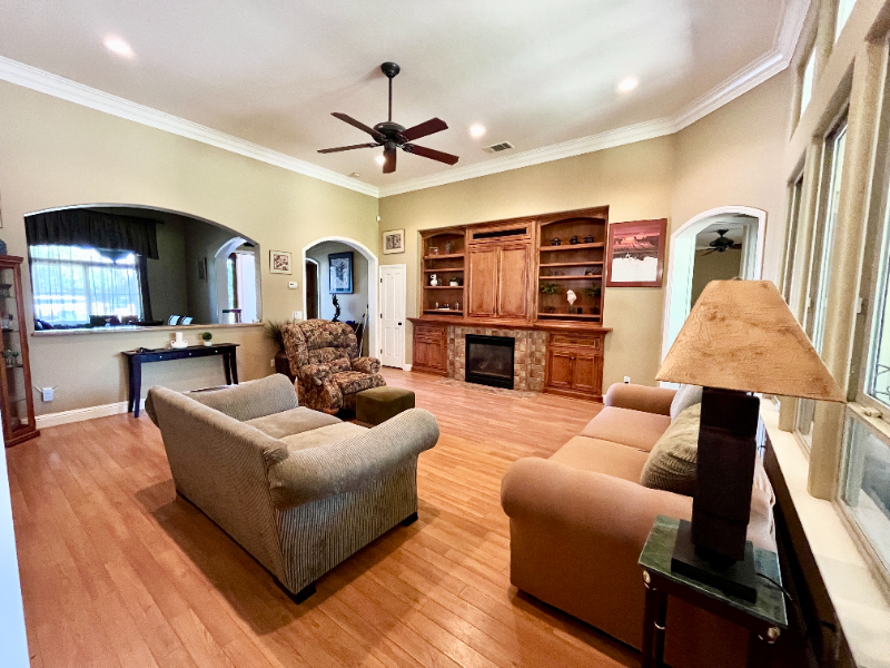 4709 W Harold Ave - Photo 3 of 13