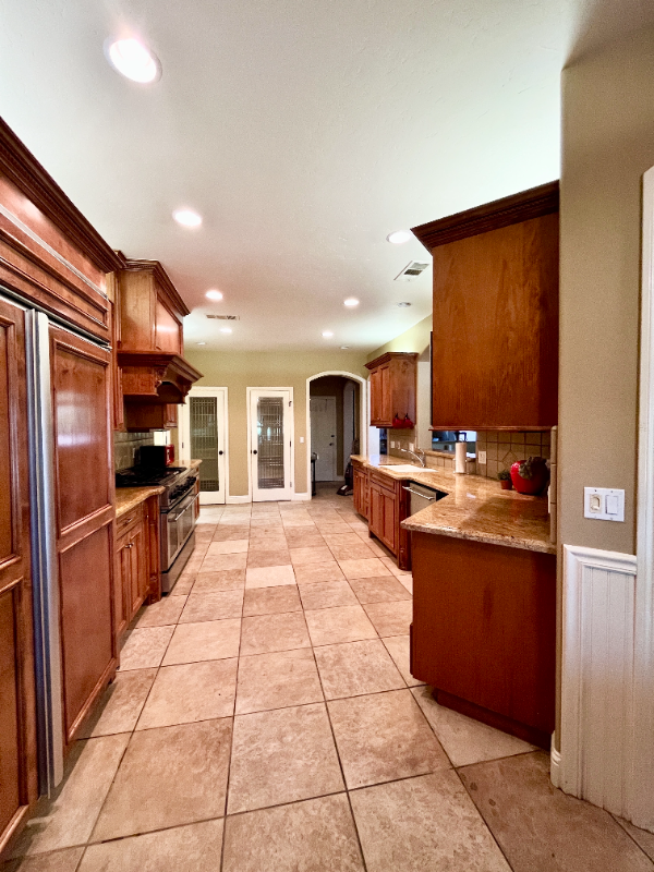 4709 W Harold Ave - Photo 5 of 13