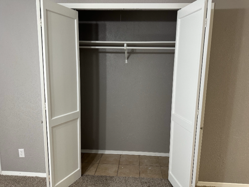 2114 E Marshall Ave #204 - Photo 2 of 9
