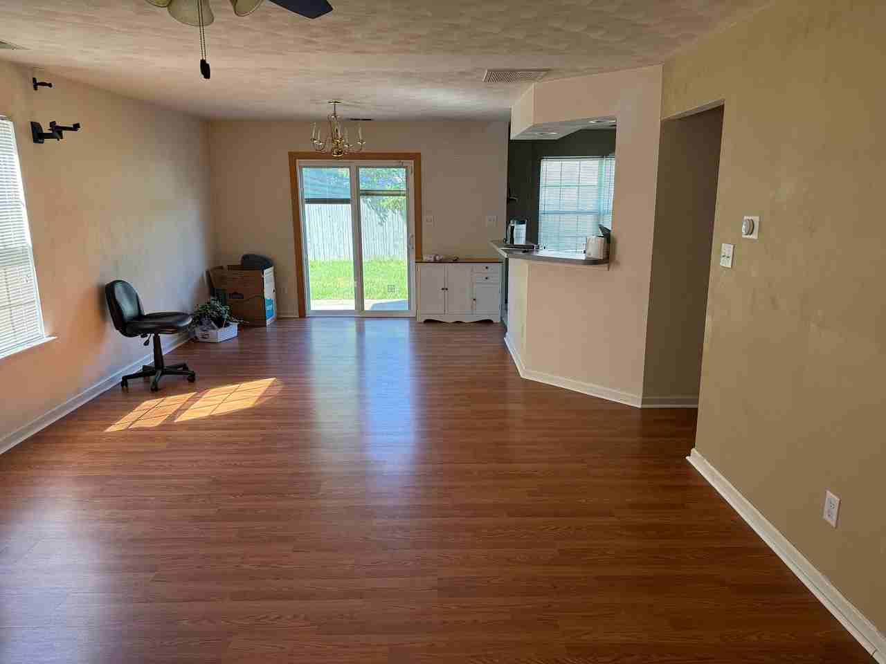 3564 Faraday Ln - Photo 4 of 10