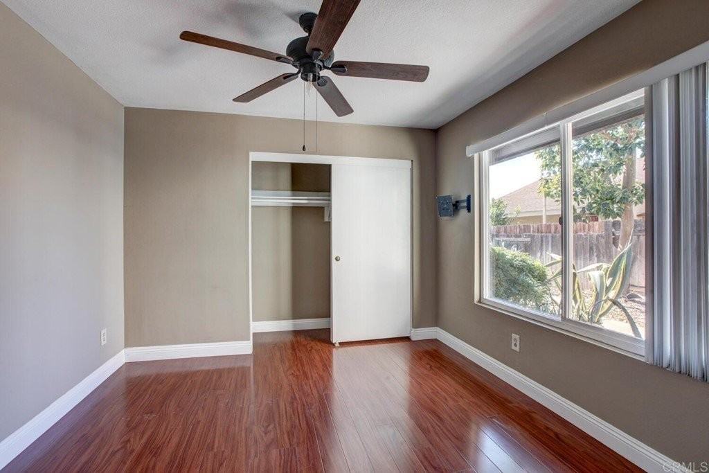 3607 W Park Balboa Ave - Photo 4 of 5