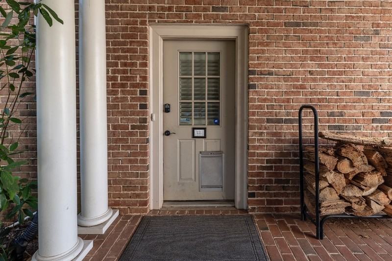 2801 Spreading Oaks Dr Nw - Photo 4 of 22