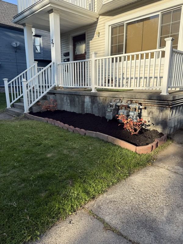 37 Holland Pl - Photo 4 of 16