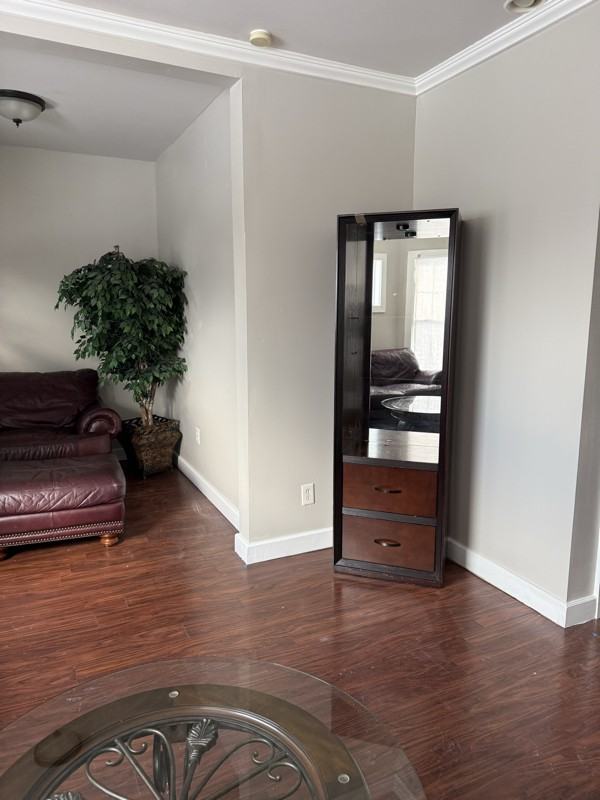 37 Holland Pl - Photo 7 of 16