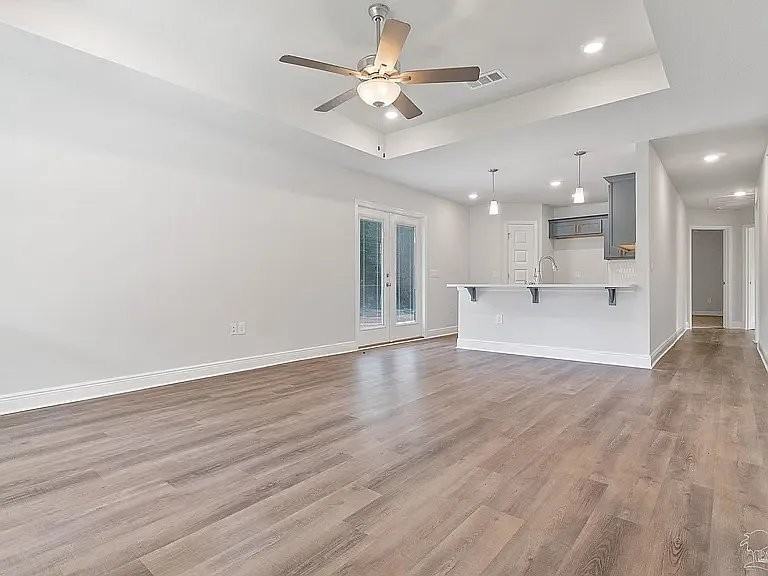 8418 Cherry Ave - Photo 4 of 11