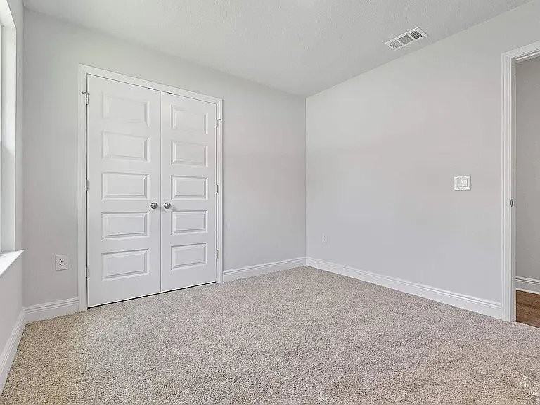 8418 Cherry Ave - Photo 6 of 11