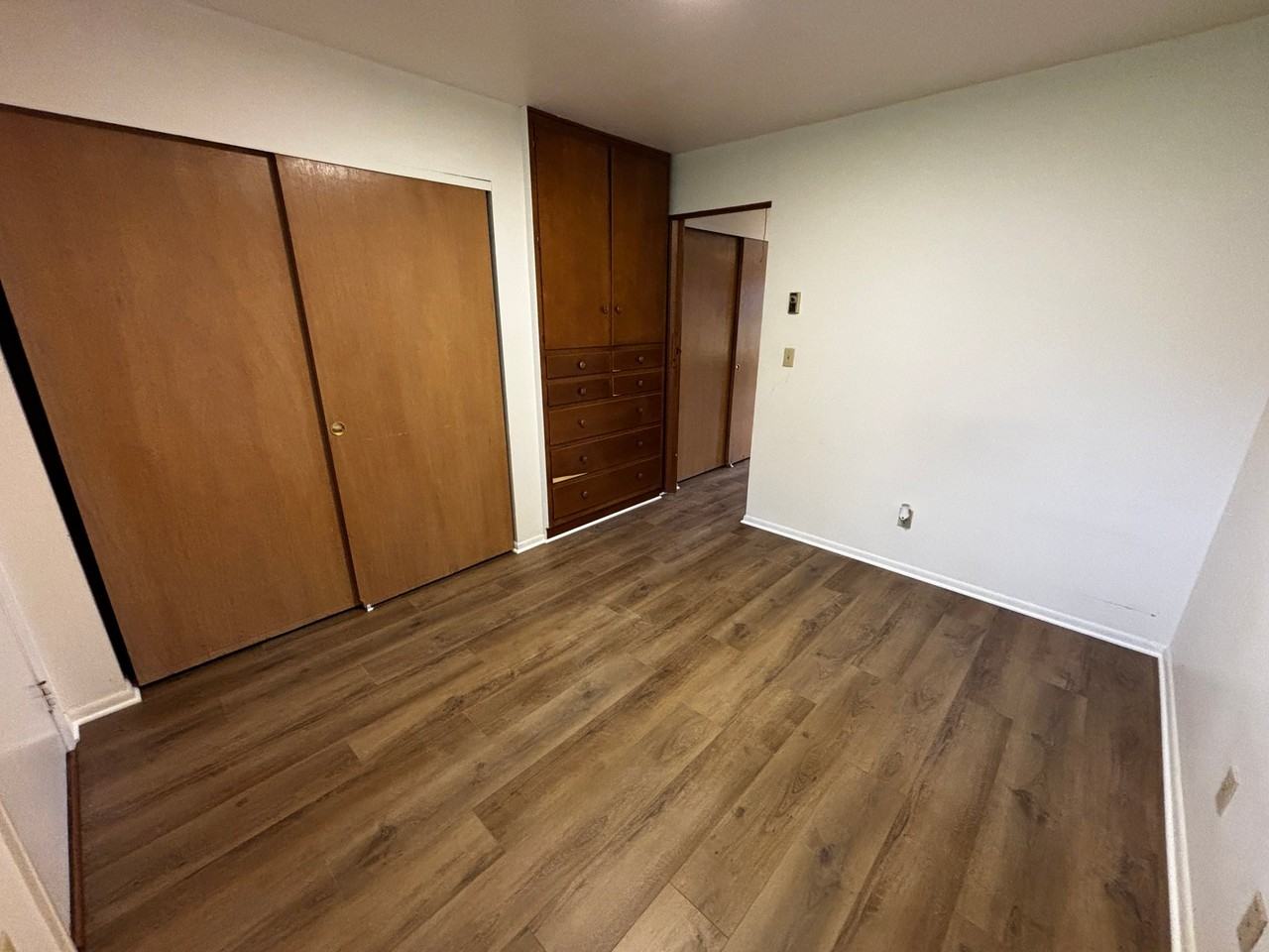 23 Diplomat Dr #23 - Photo 6 of 10