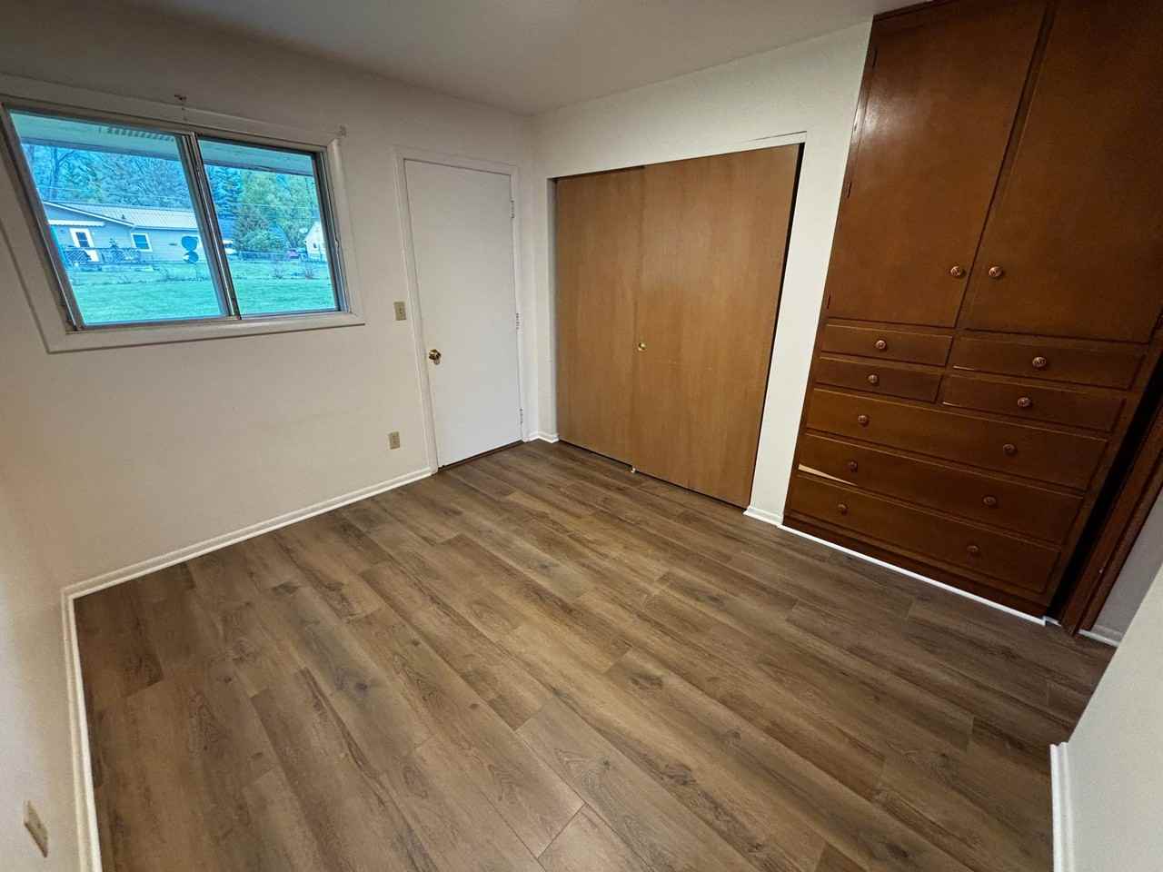 23 Diplomat Dr #23 - Photo 7 of 10