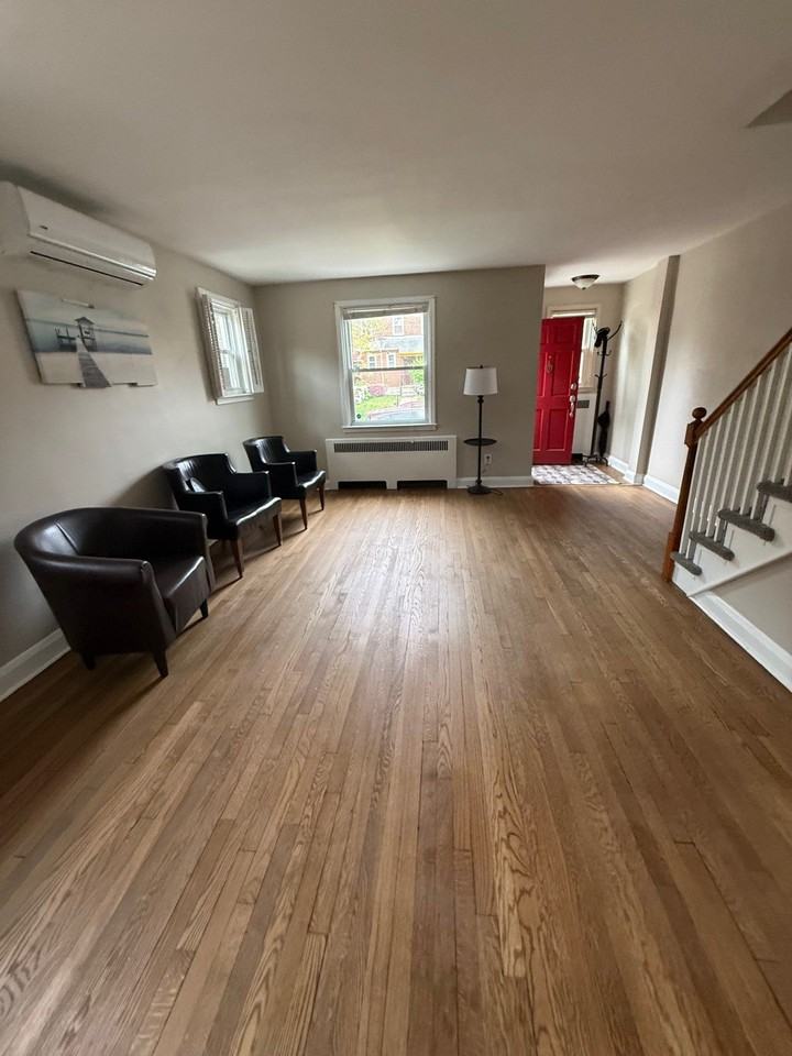 3514 Ailsa Ave - Photo 2 of 19