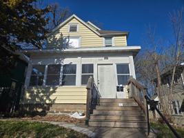 featured image of 3105 Girard Ave N #2