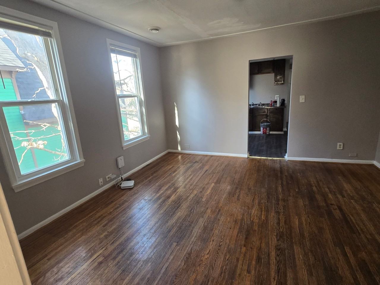 3105 Girard Ave N #2 - Photo 3 of 9