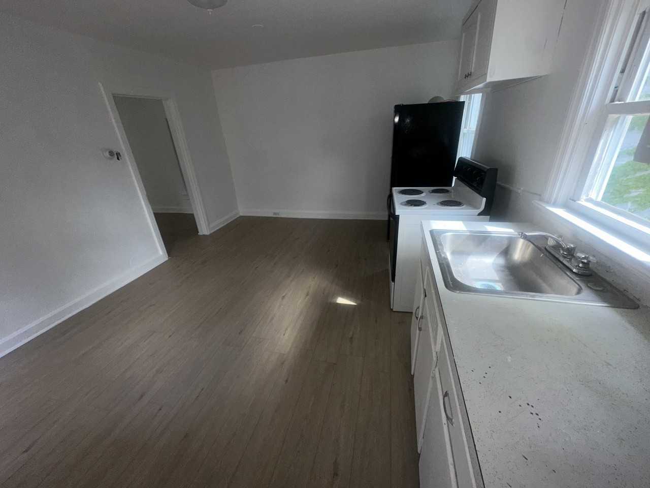 115 East Ave #2 - Photo 2 of 8