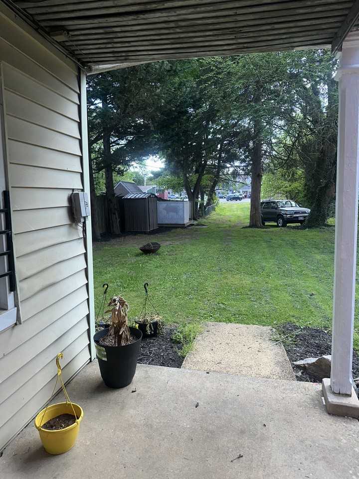 115 East Ave #2 - Photo 7 of 8