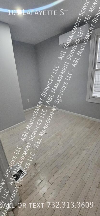 101 Lafayette St - Photo 4 of 7