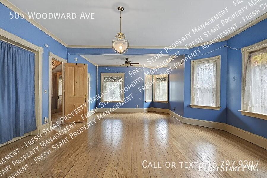 505 Woodward Ave - Photo 7 of 39