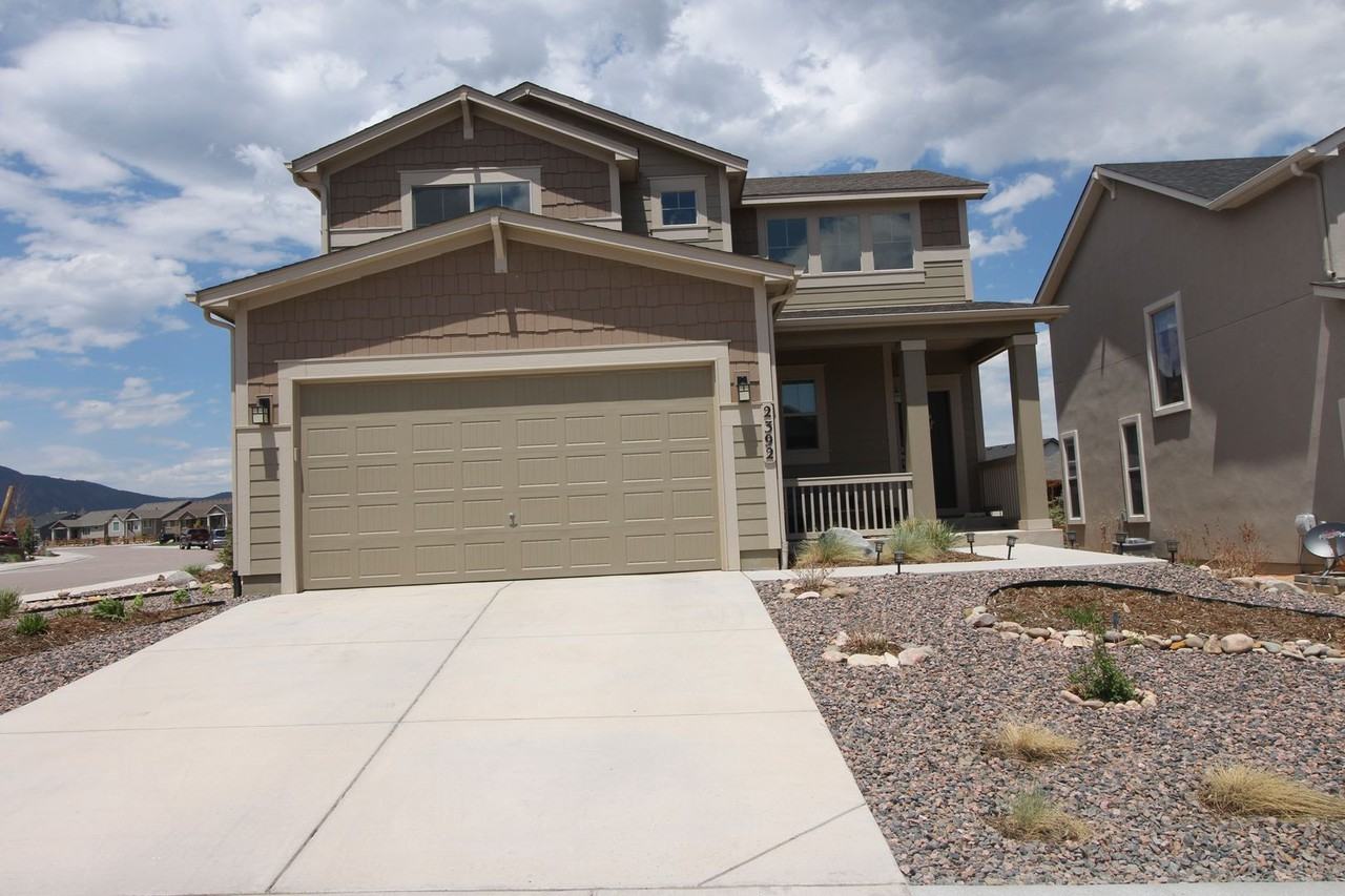 2392 Pelican Bay Dr - Photo 4 of 50