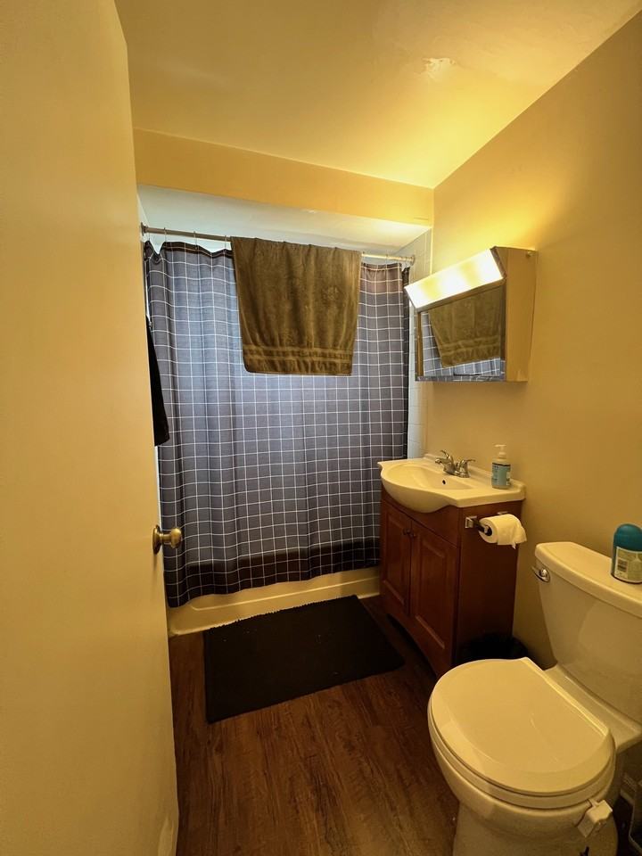 350 Grove St #105 - Photo 2 of 10