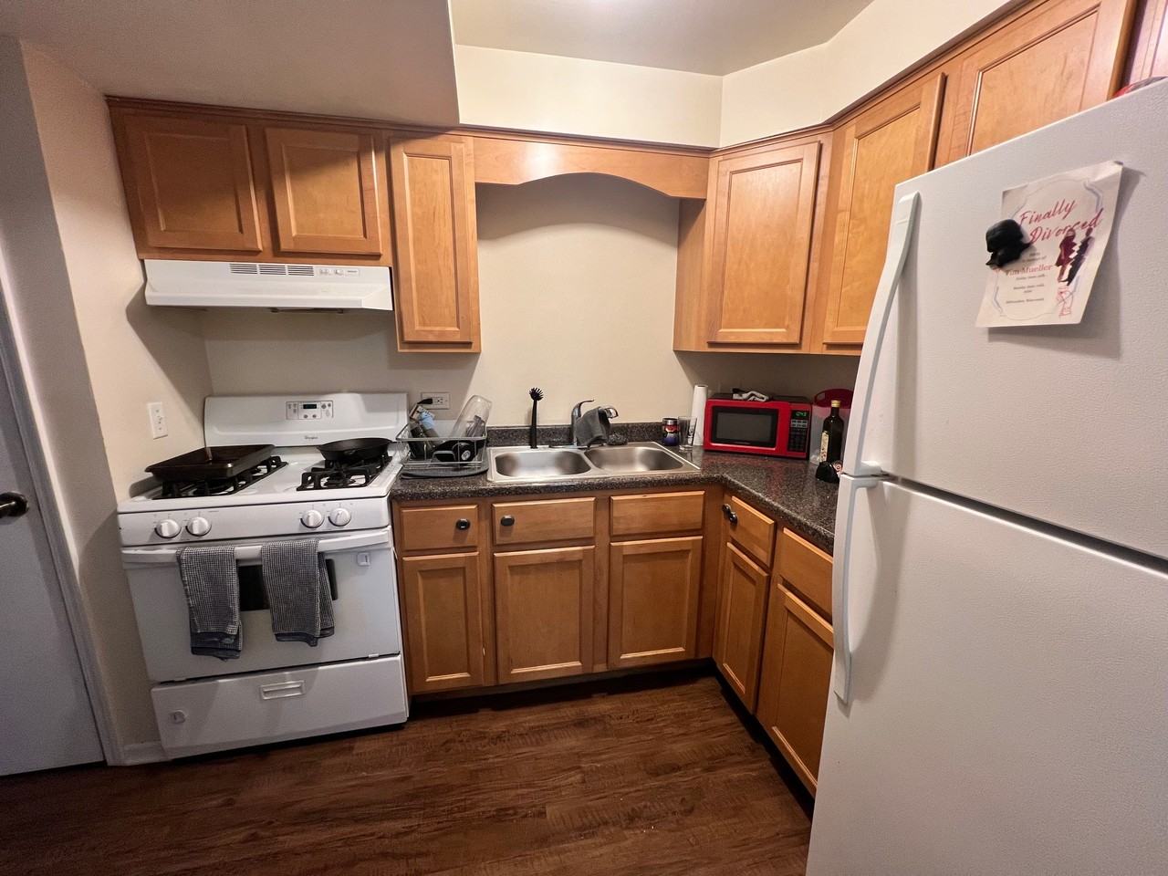 350 Grove St #105 - Photo 6 of 10