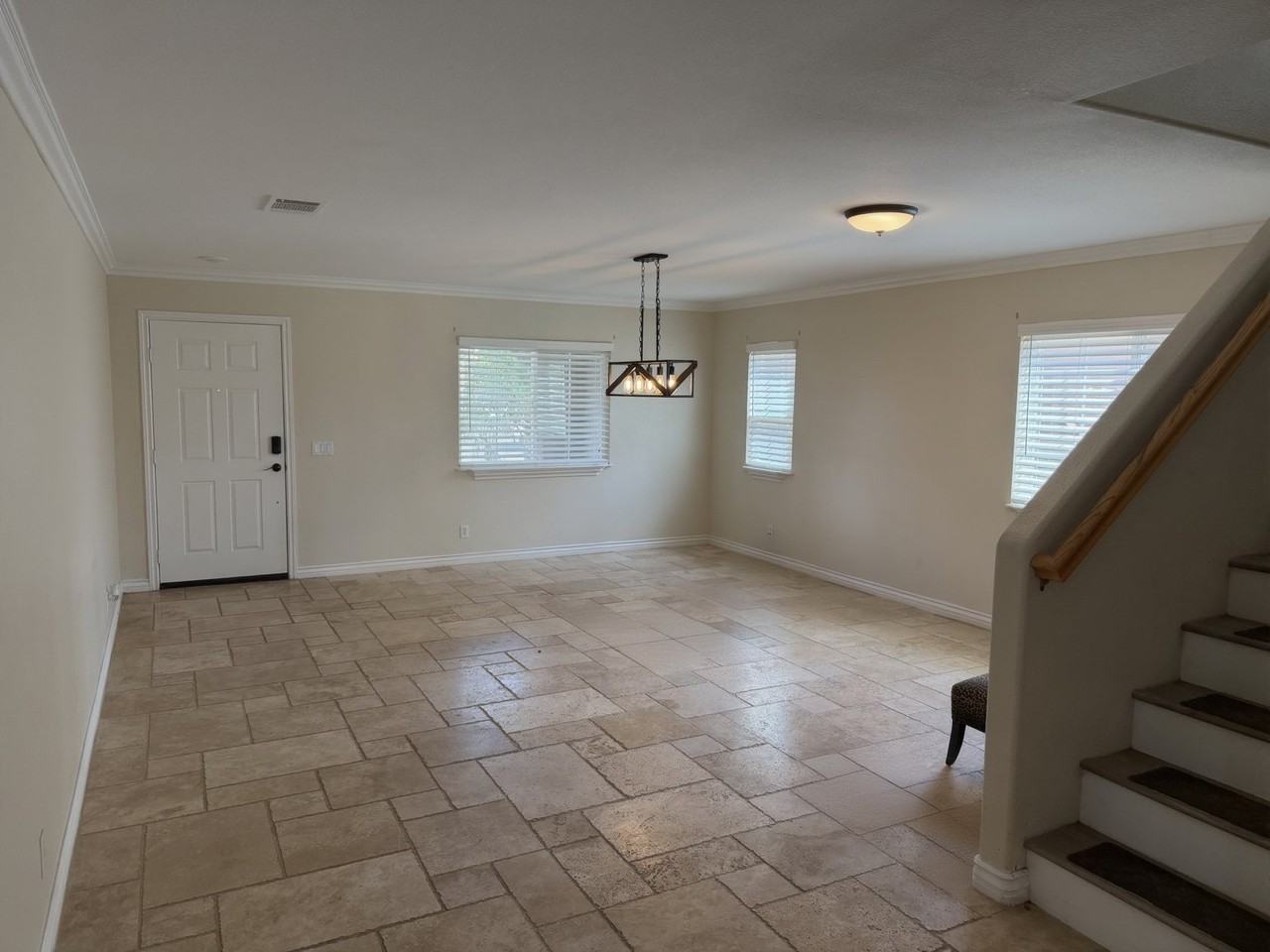 42121 Delmonte St - Photo 6 of 31