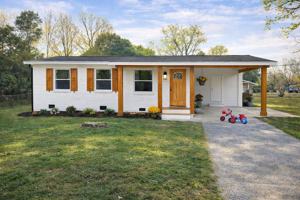 featured image of 4445 Vinson Ave