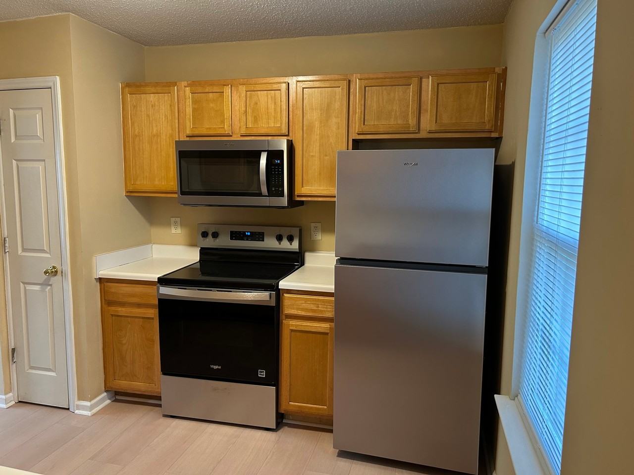 5516 John Mcgraw Ln - Photo 5 of 11