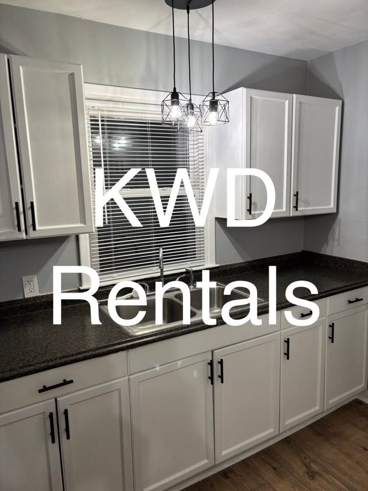 129 Greenacre Dr #129 - Photo 2 of 16