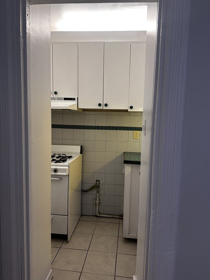 1445 Rue Saint-Marc #2 - Photo 5 of 15