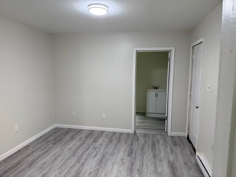 1020 W Market St #1 - Photo 5 of 5