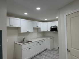 1020 W Market St #3 - Photo 1 of 1