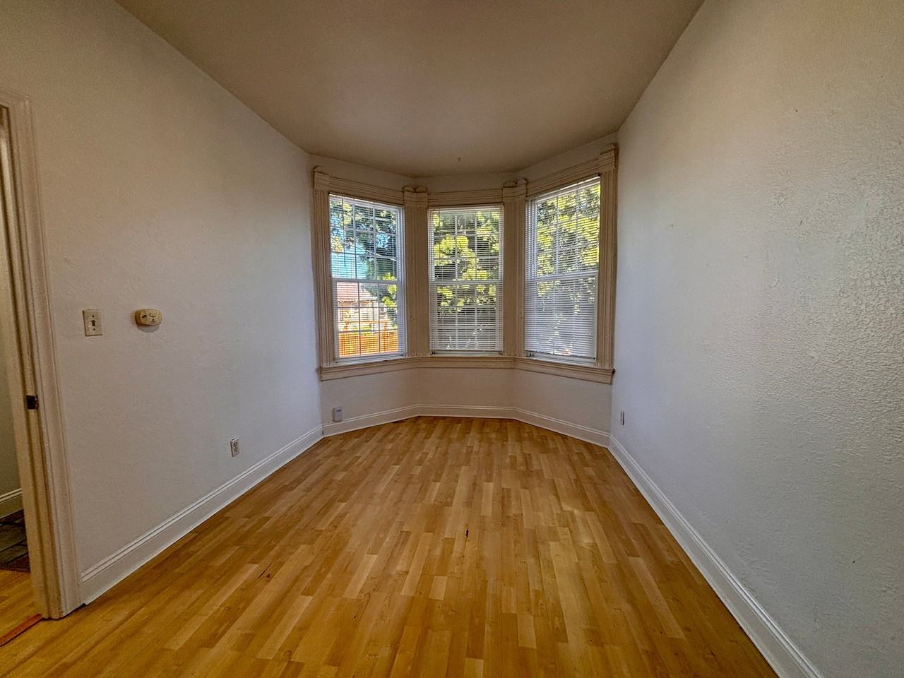 1941 Chestnut St - Photo 4 of 19