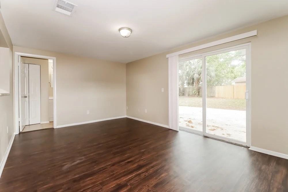6417 Willow Wood Ct - Photo 3 of 12