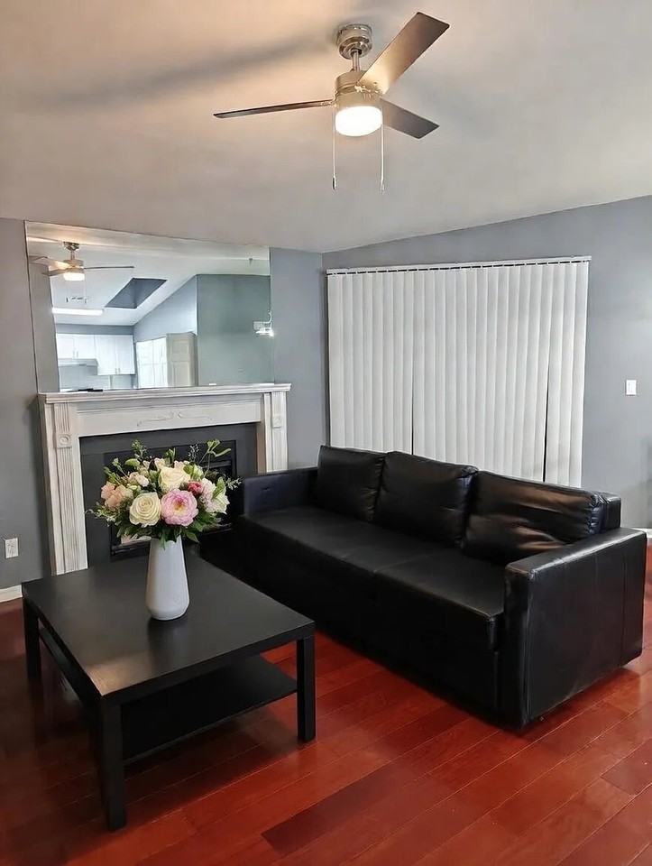 1424 Keys Crossing Dr Ne - Photo 3 of 12