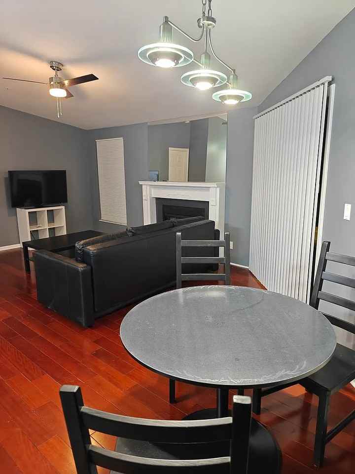 1424 Keys Crossing Dr Ne - Photo 4 of 12