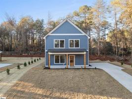 featured image of 201 Elm Dr