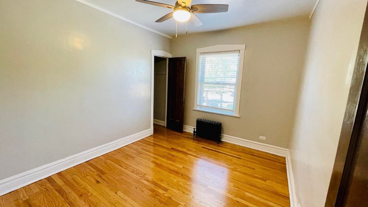 4211 N Linder Ave #1 - Photo 4 of 11