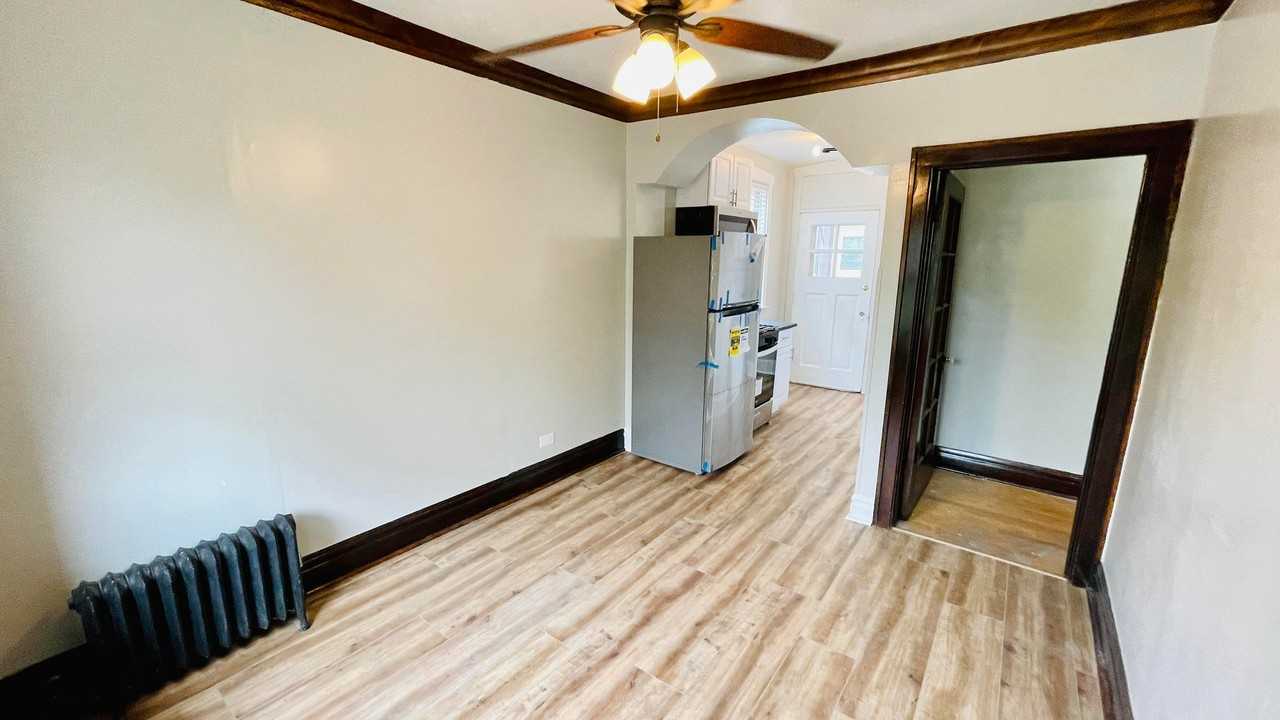 4211 N Linder Ave #1 - Photo 5 of 11