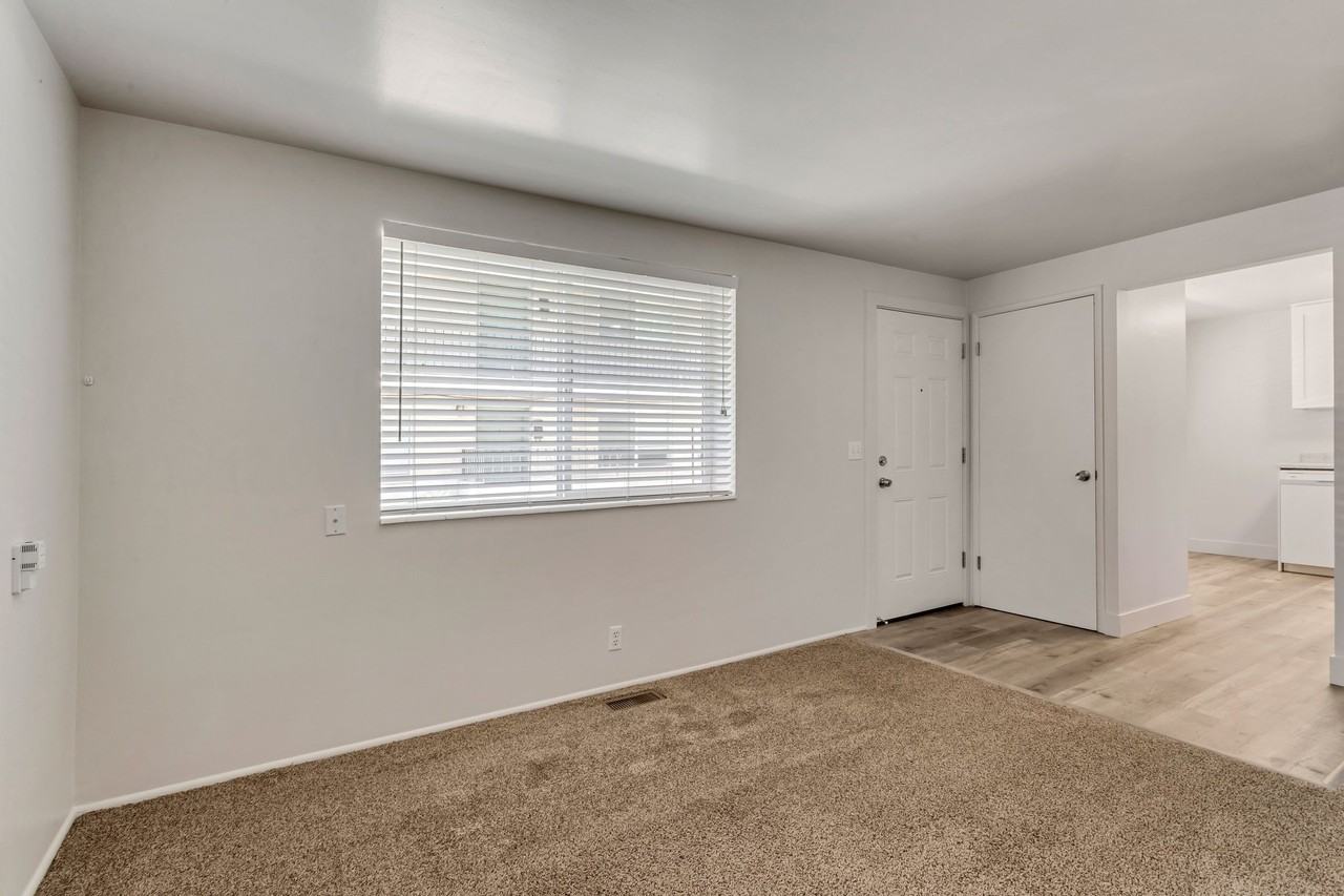 2115 S St #A - Photo 6 of 15
